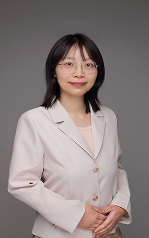 刘艺.jpg